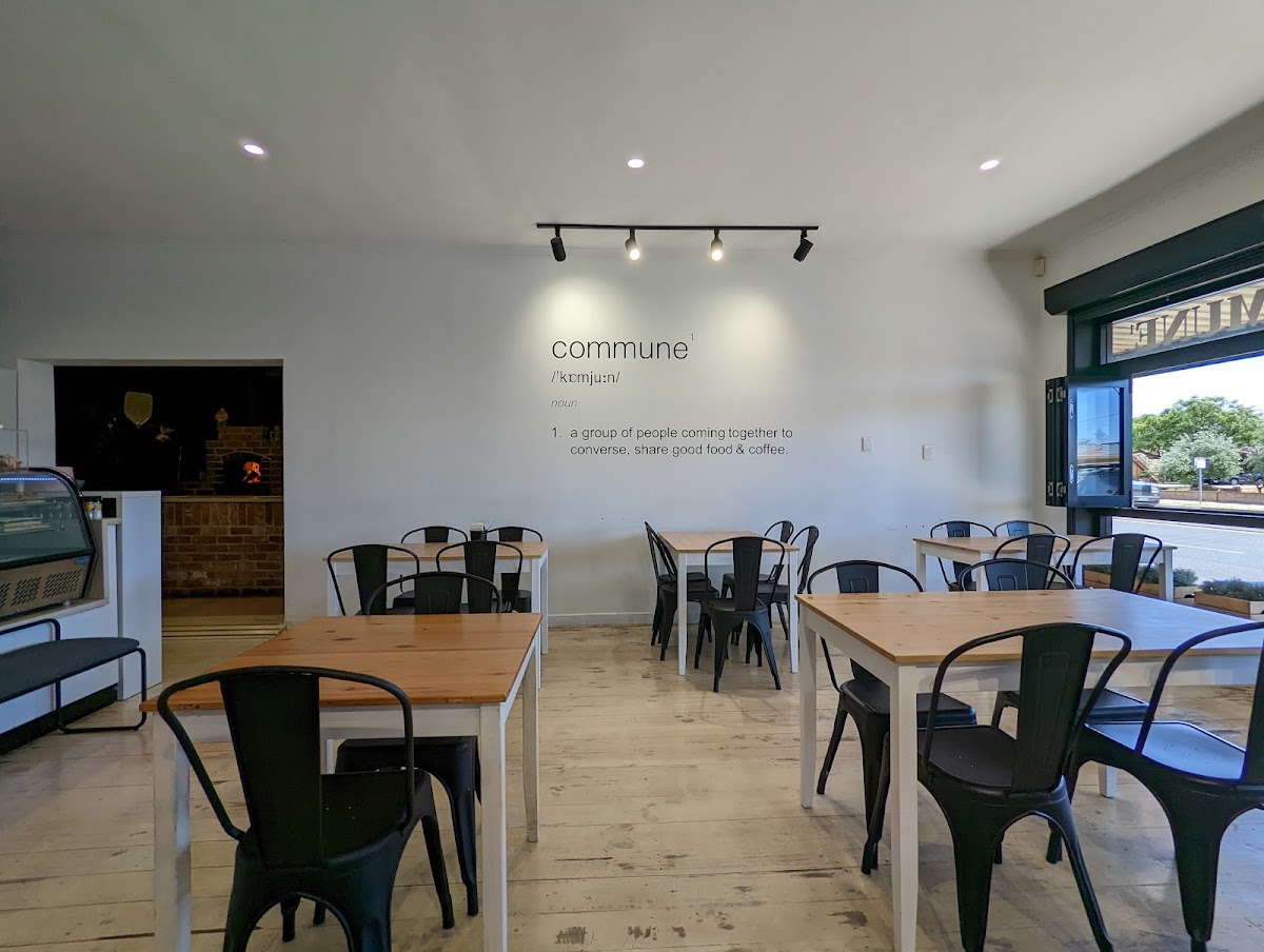 Commune 1